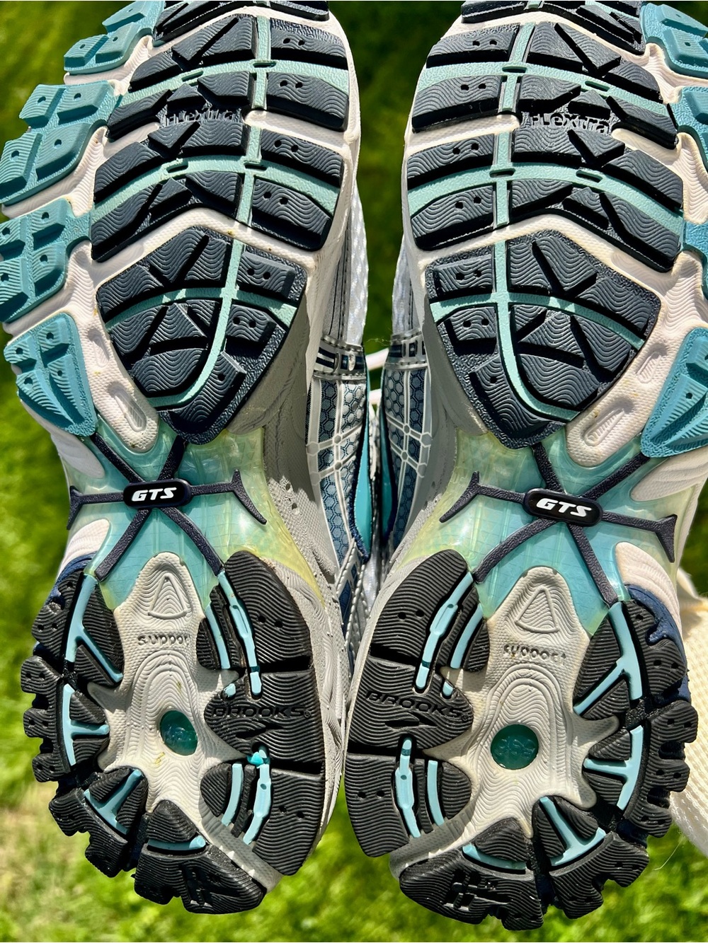NEW Brooks sneaker GTS 11th Ed. DNA Flextra running shoe blue silver shimmer 8.5 - Picture 14 of 17